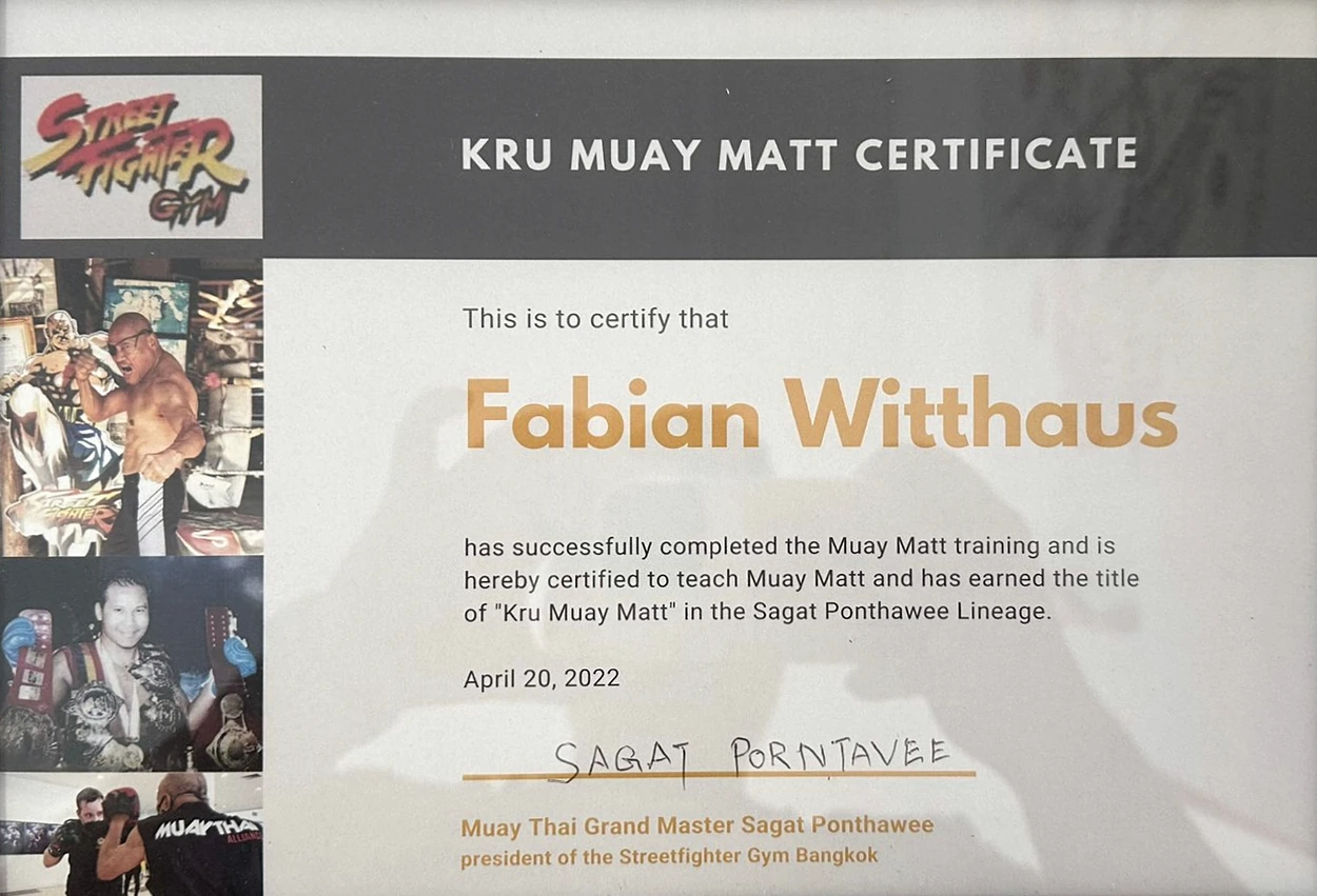 Kru Muay Matt Certificate von Sagat Petchyindee