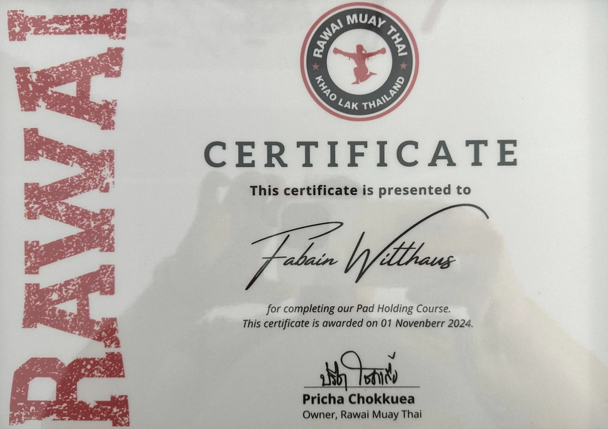 Pad Holding Certificate, Rawai Muay Thai